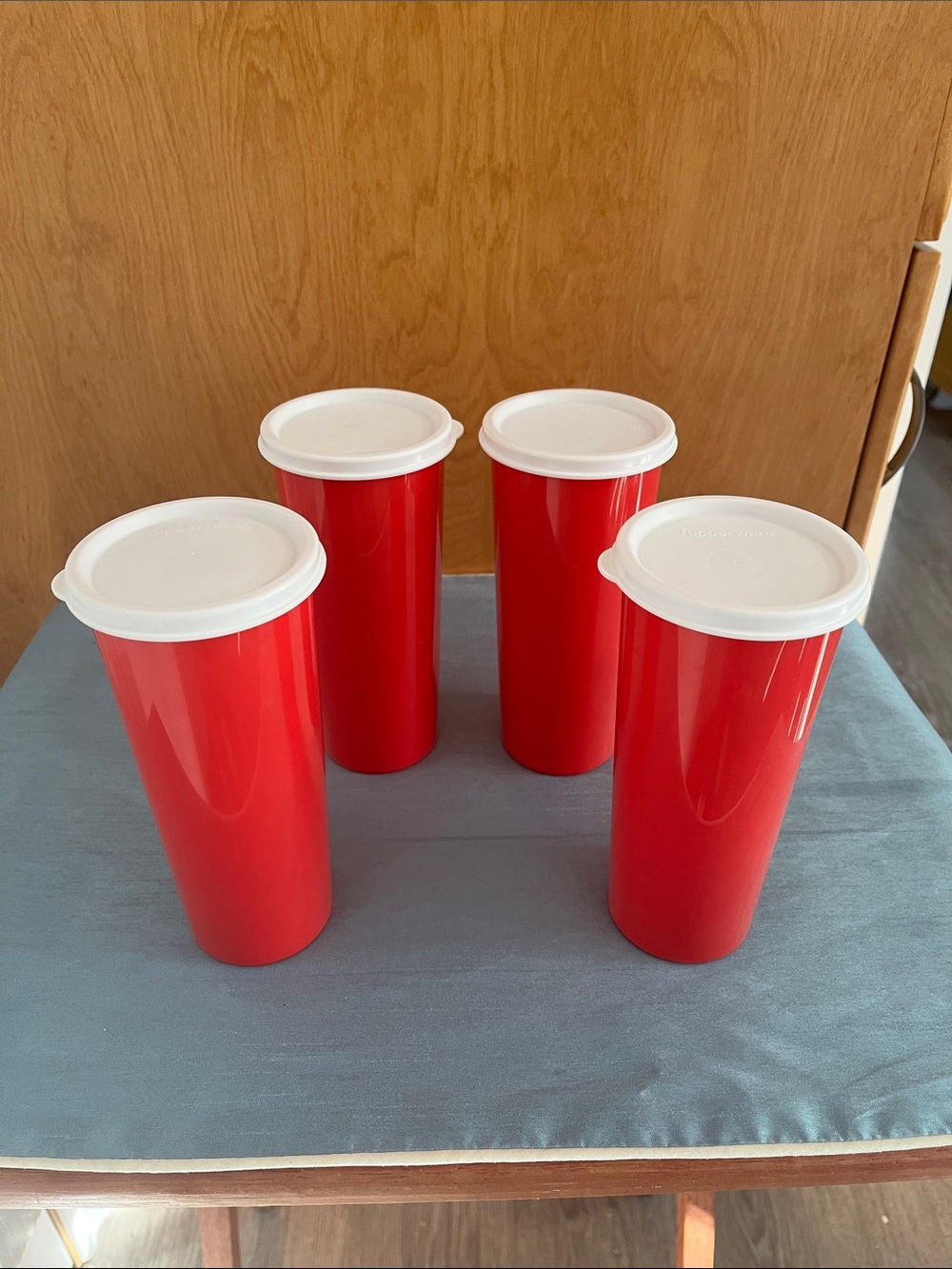 Tupperware 16 oz Tumblers Set of 4 with Lids - Modern Retro Reproduction